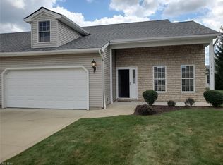 1420 E Cross Creek Dr #54, Willoughby, OH 44094