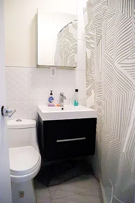 Rented by Lofts and Flats LLC | media 5