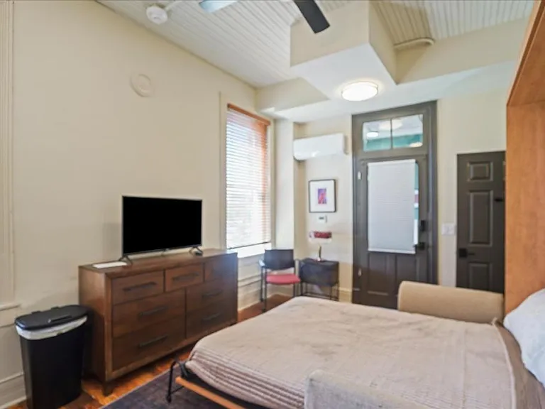 127 W Evans St — Photo 5