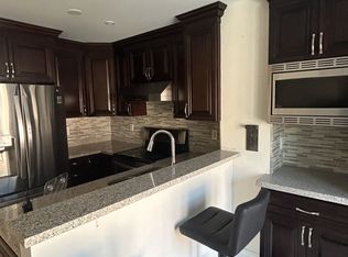 7106 Chatham Ct, Mississauga, ON L5N8R1