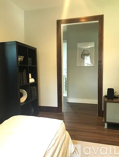 3 bed, 1100 sqft, $2,750 — Photo 4