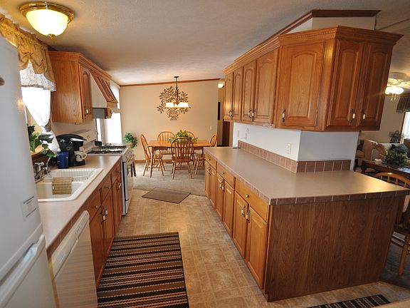 5th image of W6968 Shorewood