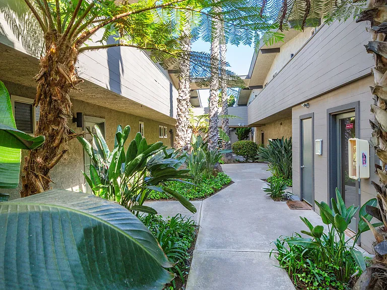 Elan Beachhouse Del Mar — Photo 6