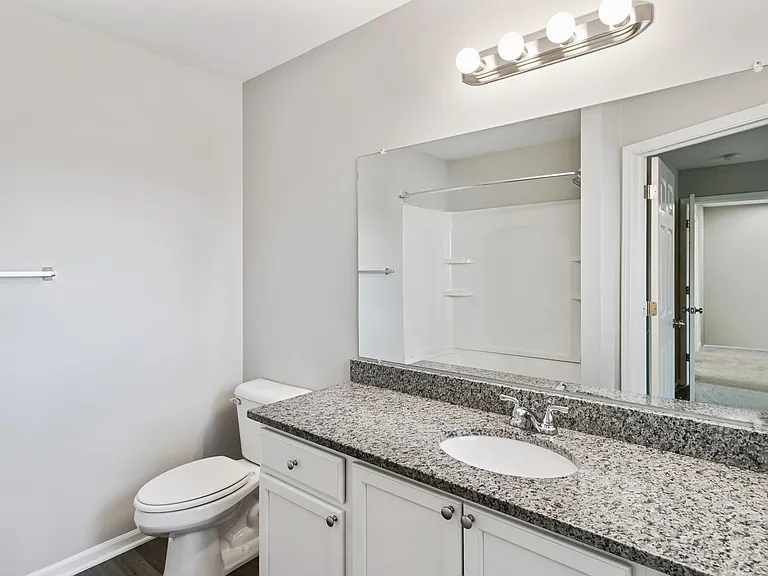 538 Napa Valley Dr — Photo 26