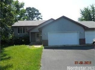 38526 9th Ave, North Branch, MN 55056