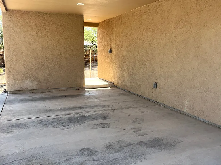 1309 W Cedar St — Photo 15