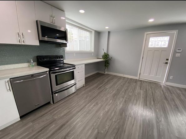 1295 Lansdowne Dr, Coquitlam, BC V3E 1K7