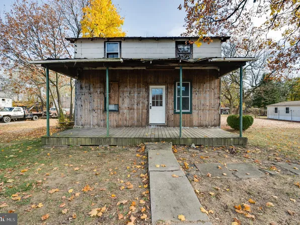 1443 Railroad Rd, Dauberville, PA 19533