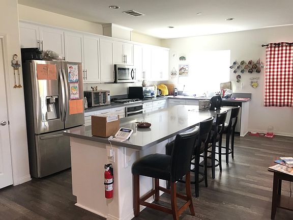 4th image of 25371 Hitch Rail Ln