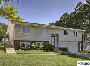 13706 Miami St, Omaha, NE 68164