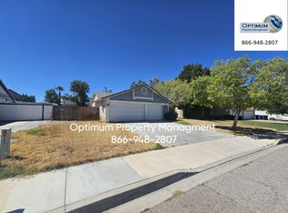 12773 Cardinal Rd, Victorville, CA 92392