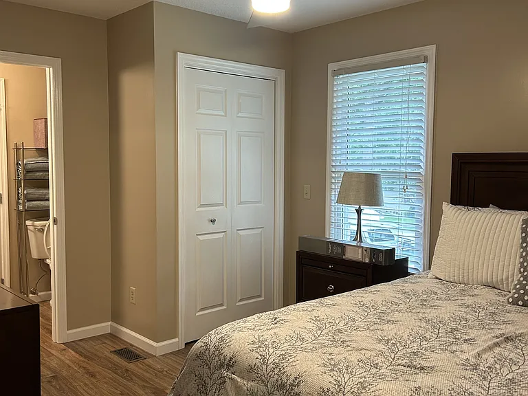 203 Snead Dr — Photo 16