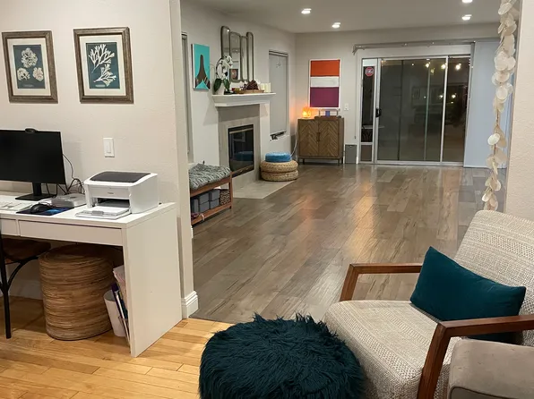 19220 Index St, Porter Ranch, CA 91326