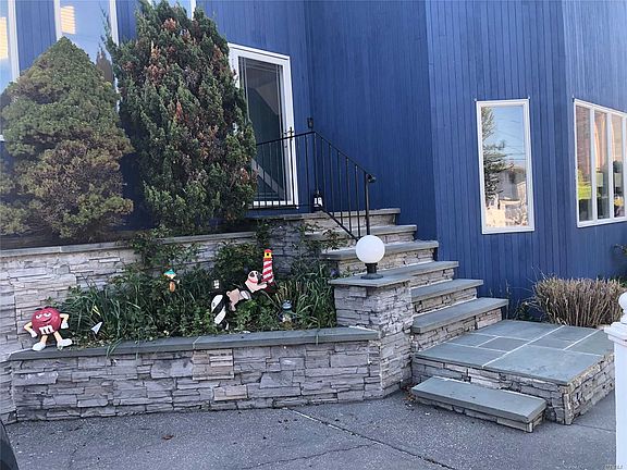 5th image of 205 McCall Ave