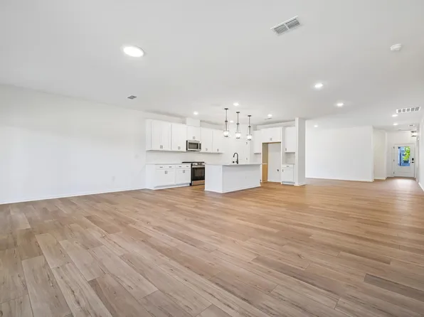 228 S Harvest Ridge Way, Wilsons Mills, NC 27520