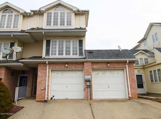 34 Larrison Loop #2, Staten Island, NY 10314