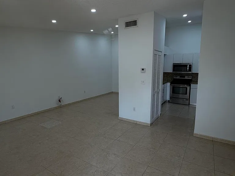 18290 Mediterranean Blvd #6-5 — Photo 12