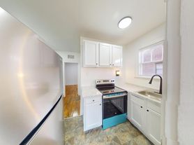 2331-2335 Riverside Ave