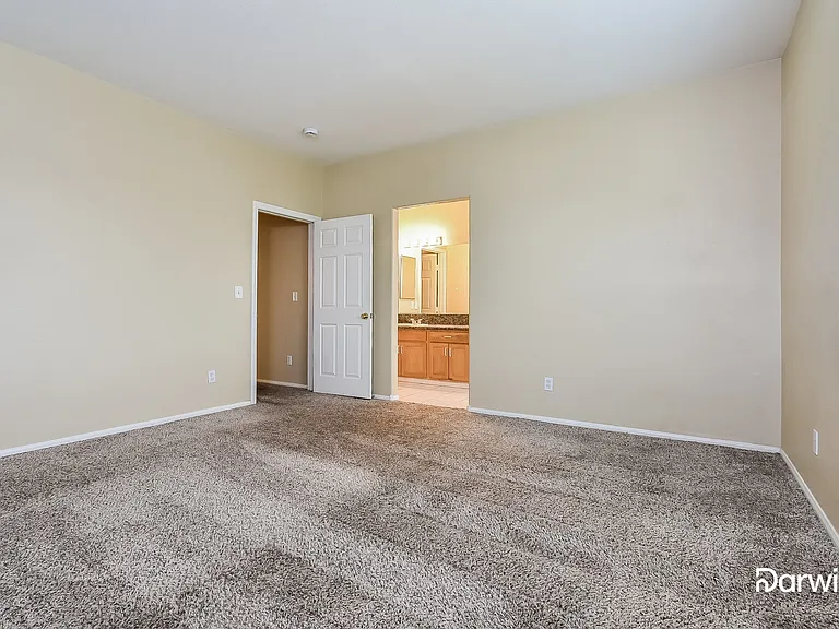 5242 Monterey Park Cir — Photo 7