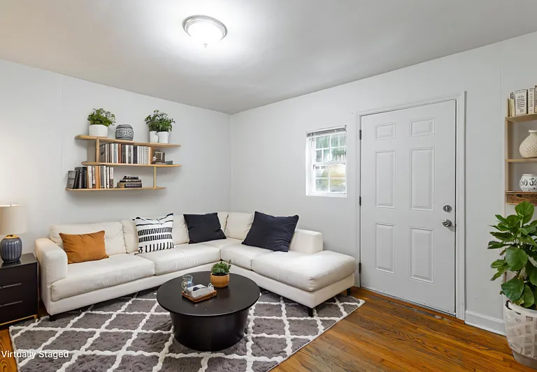 518 E Manning St #1 — Photo 1
