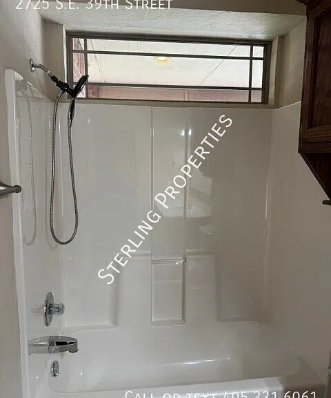 2725 SE 39th St — Photo 19