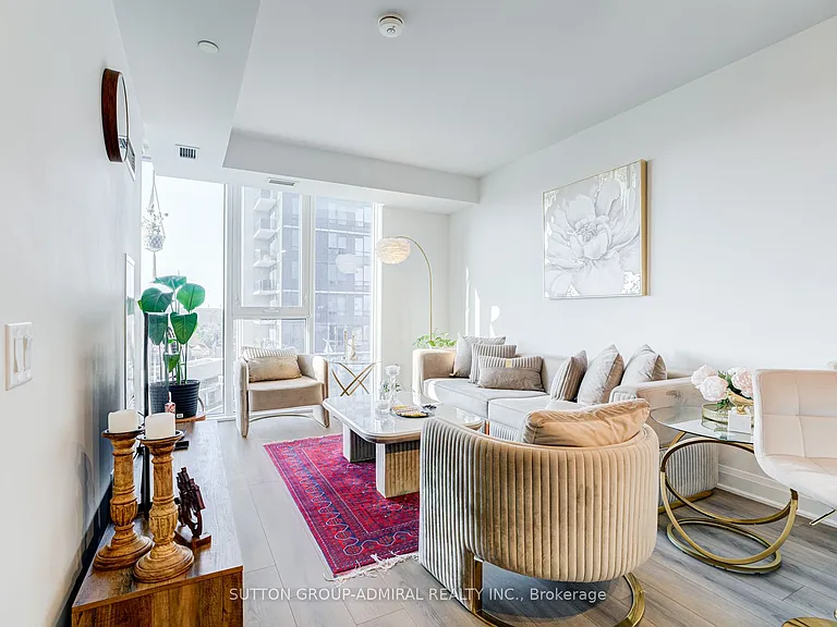 20 Gatineau Dr #1010 — Photo 8