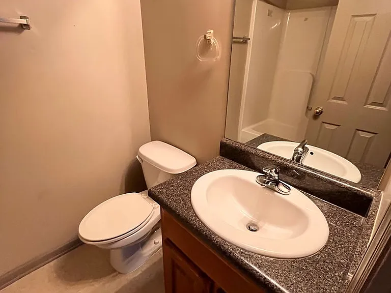 5005 Chancellor Sq NW — Photo 19