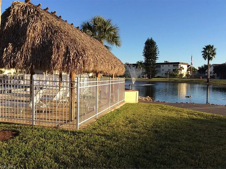 1004 Manatee Rd #H204 — Photo 26