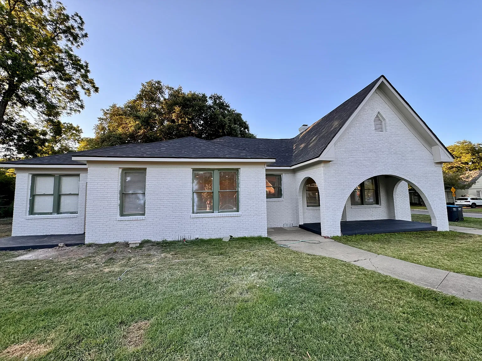 4 bed, 2089 sqft, $5,800 — Photo 4