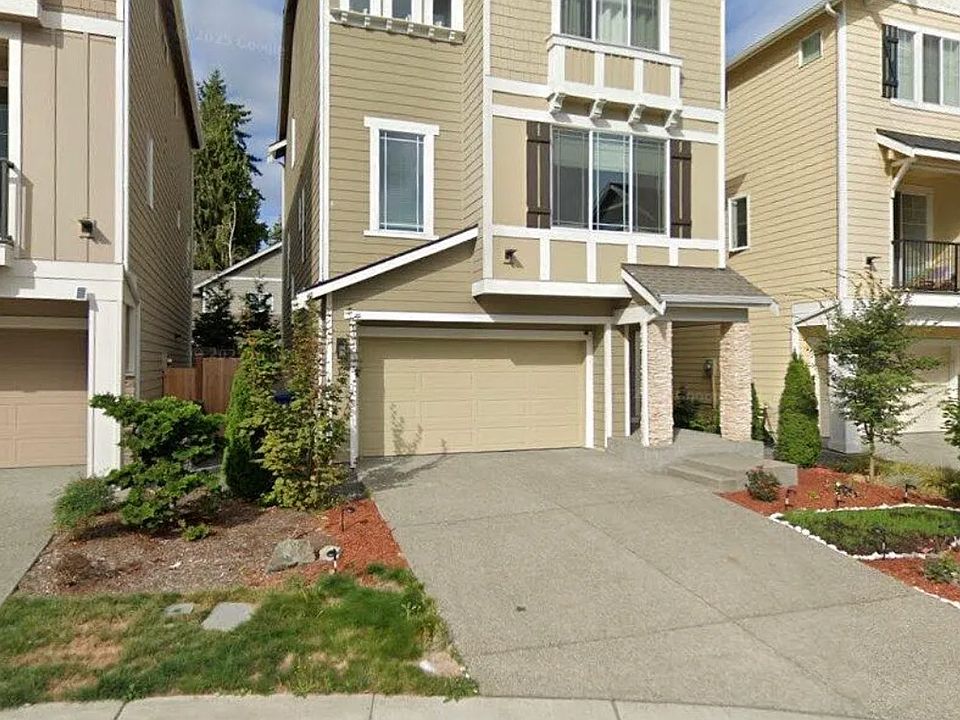 1st image of 21104 2nd Ave W