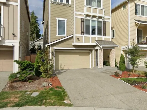 21104 2nd Ave W, Lynnwood, WA 98036