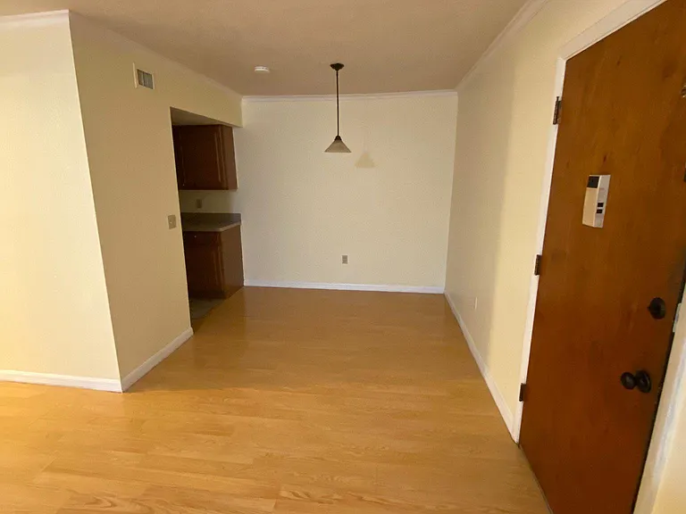 908 Lake Destiny Rd #E — Photo 9