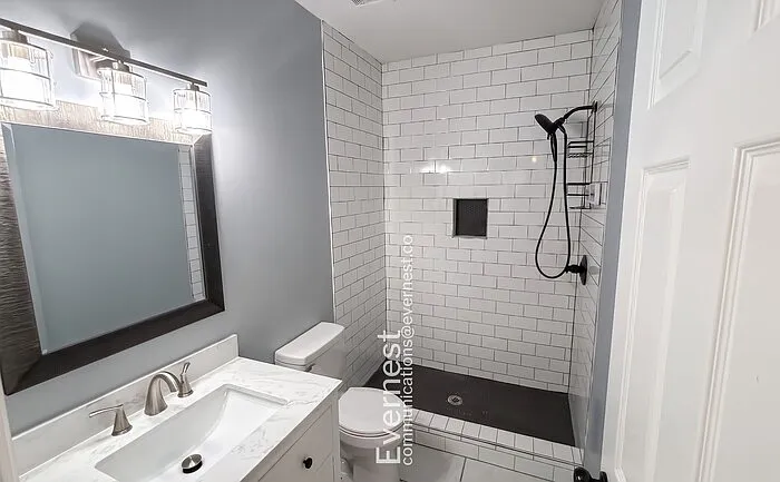 2311 Fairleigh St — Photo 15