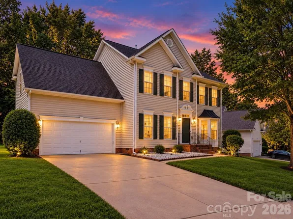 11938 Harmon Ln, Pineville, NC 28134