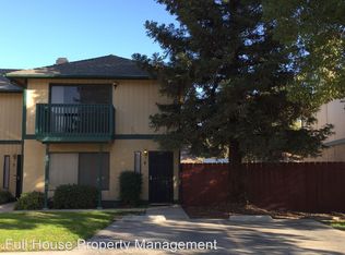 340 N Capitola Ct APT 4, Porterville, CA 93257