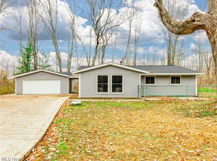 1115 Thistleridge Dr, Macedonia, OH 44056