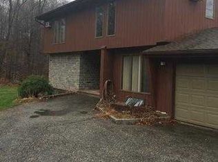 109 Spruce Dr, Naugatuck, CT 06770