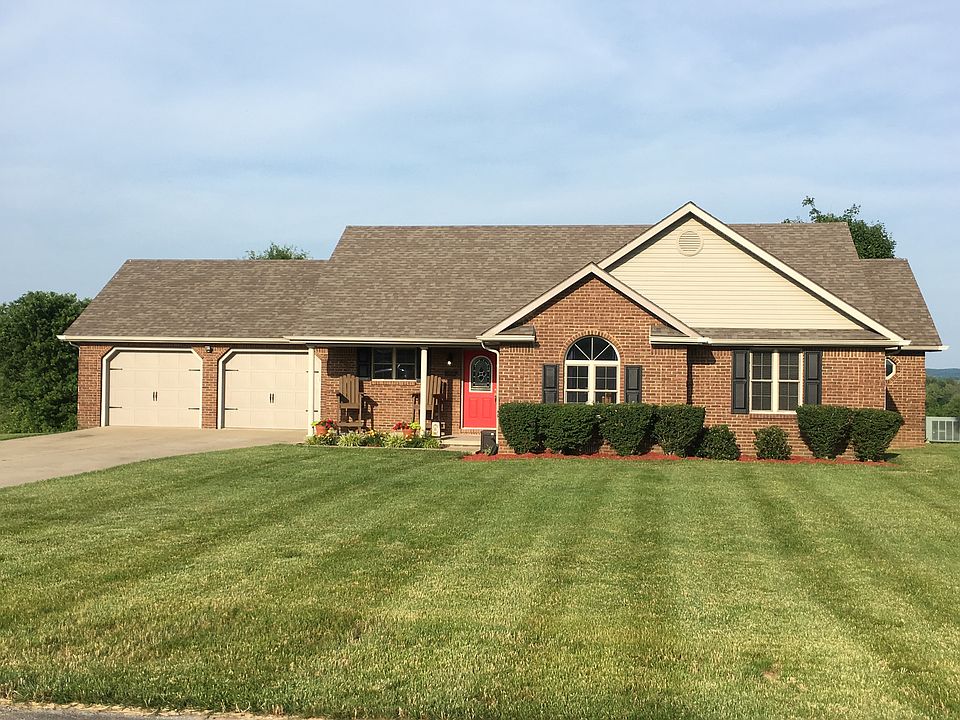 1st image of 204 Dallas Dr