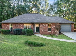106 Howard Dr, Hattiesburg, MS 39402
