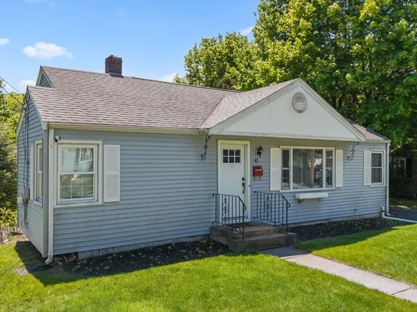 42 Woodway Dr, Shrewsbury, MA 01545