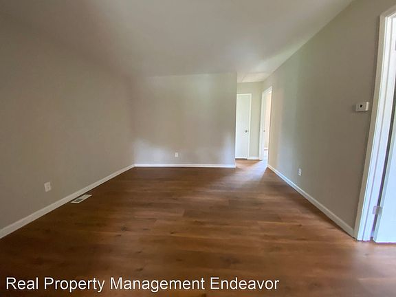 4th image of 5355 Cabanne Ave