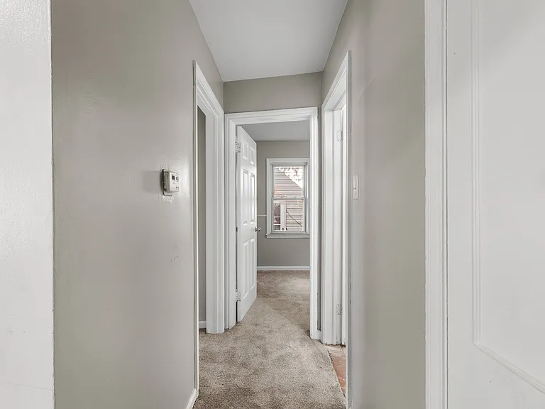 25477 Hopkins St — Photo 11