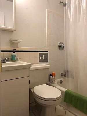 Rented by Highline Residential | media 36