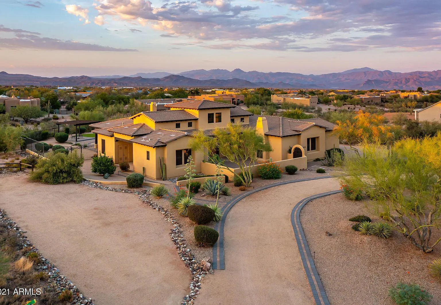 14010 E Desert Vista Trl — Photo 1