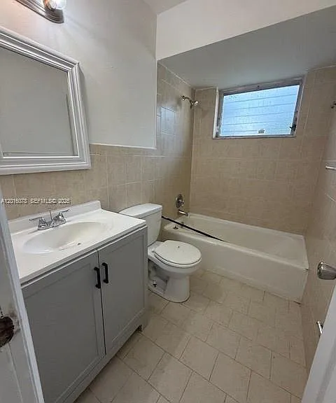 1075 NW 56th St — Photo 18