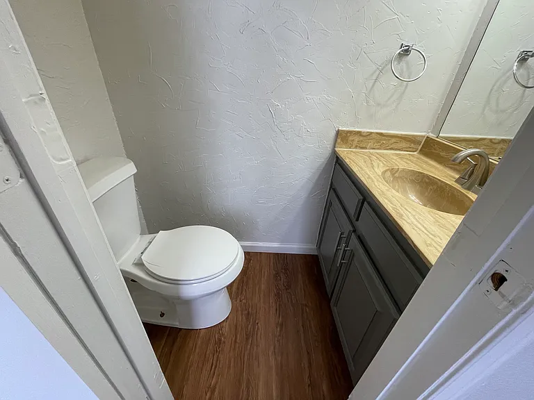 2812 Country Club Rd #2812 — Photo 14