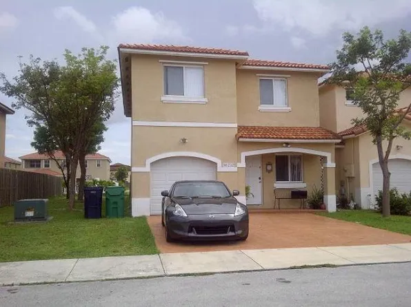 16232 SW 60th Ter, Miami, FL 33193
