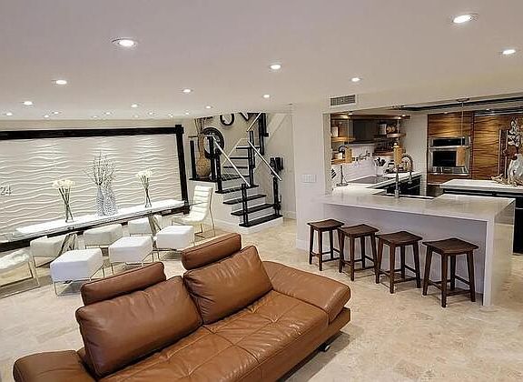 4th image of 3868 Alcantara Ave #73B