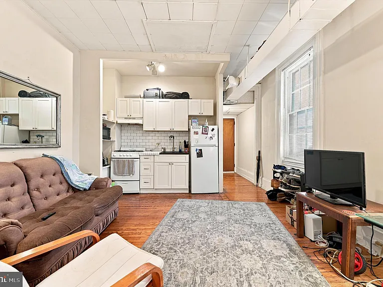 1807 Spruce St #2R — Photo 5
