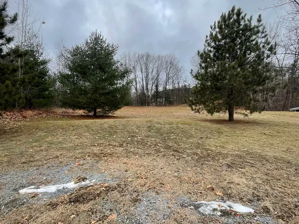 86 Old Colchester Road, Essex, VT 05452